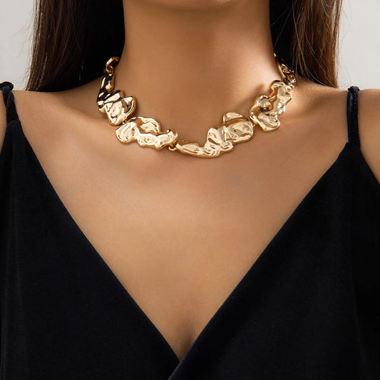 Lacteo Bold Irregular Metal Chain Collar Necklace for Women Fashionable Heavy Metal Choker Jewelry