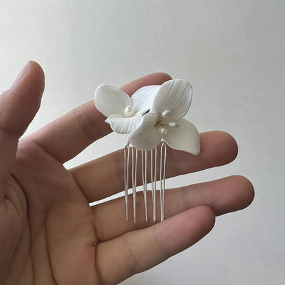 Korean Pearl Hair Combs - Handmade Hairpins & Clips for Women, Brides & Girls GE-3