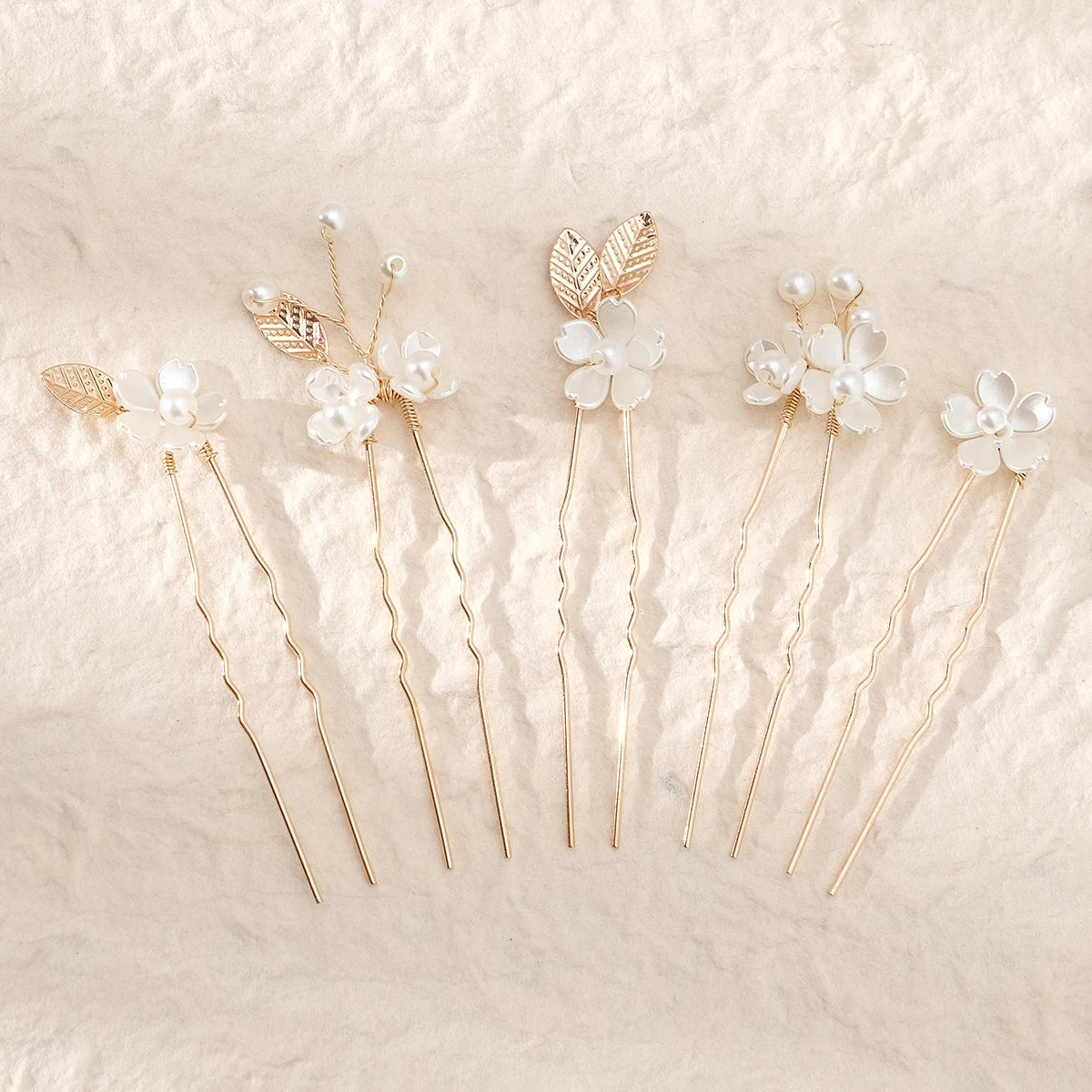 Elegant Pearl Flower Hair Clip Set for Bridal Wedding Accessories
