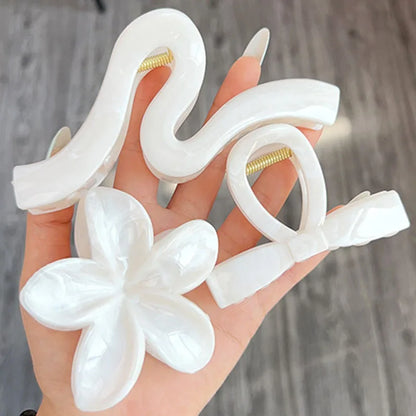 Korean Hawaiian Floral Hair Claw Clips for Women - Trendy Beach Hair Accessories
