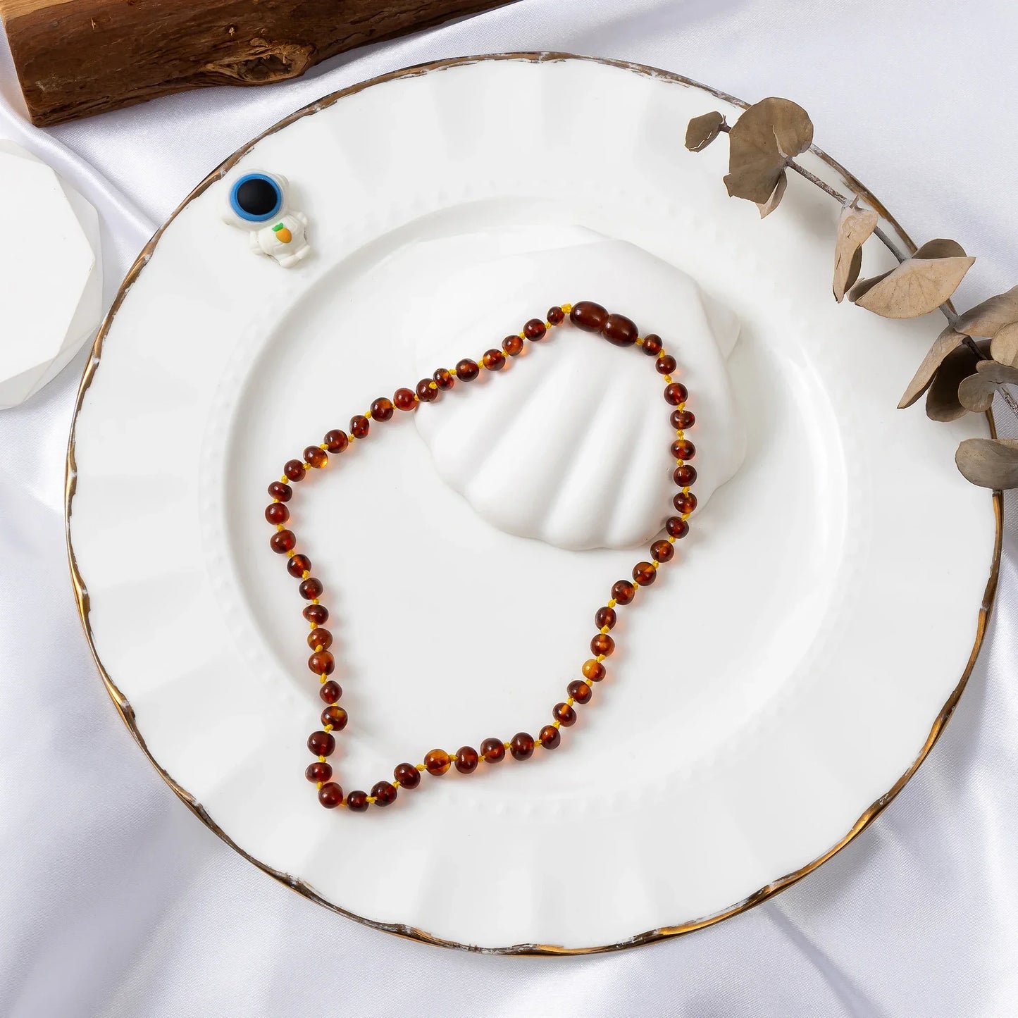 Handcrafted Baltic Amber Necklace for Women - Authentic Lithuanian Elegance