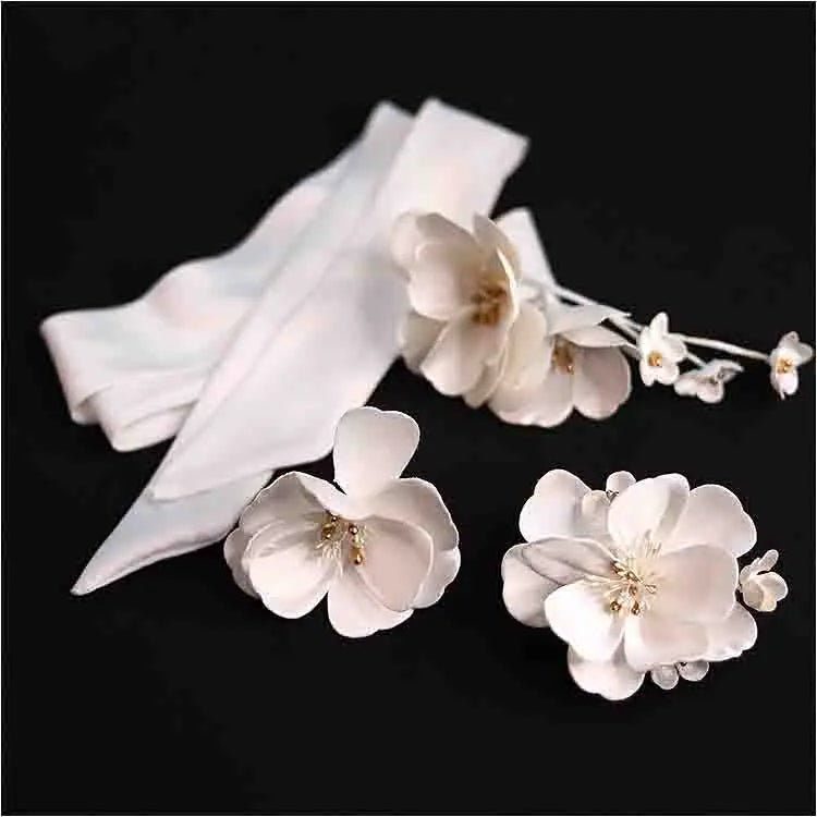 Elegant Bridal Hairgrips Set - Handmade Romantic Flower Hairpins for Weddings and Engagements 3 PCS