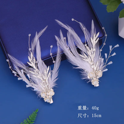 Elegant Crystal Feather Bridal Hair Clip - Trendy Wedding Hairpiece for Women