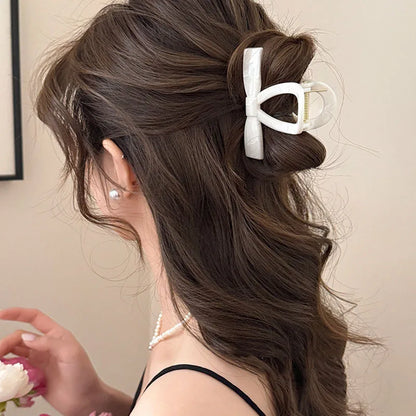 Korean Hawaiian Floral Hair Claw Clips for Women - Trendy Beach Hair Accessories