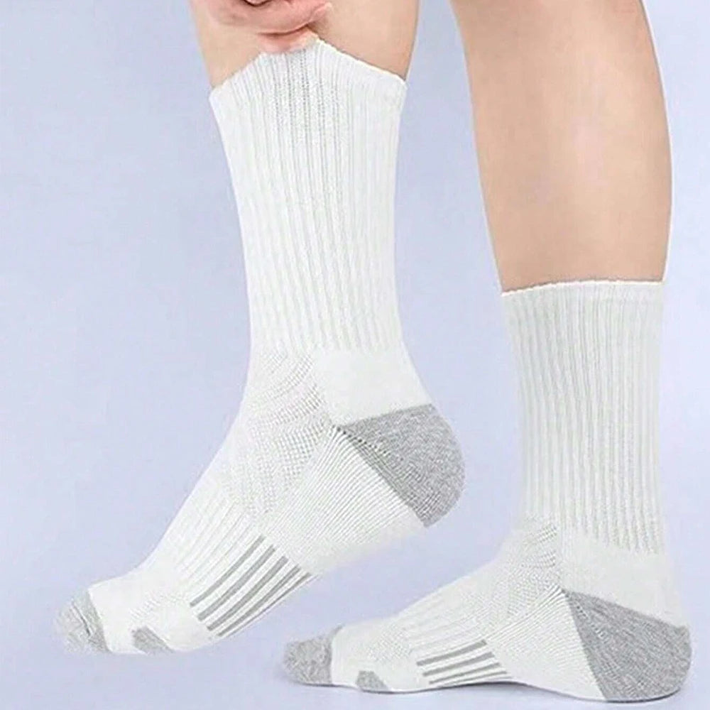 3 Pairs Men's Outdoor Gym Socks Comfortable Ground-Gripping EU 40-45 3 Pairs