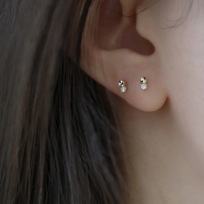 Elegant 925 Silver Needle Minimalist Round Cubic Zirconia Stud Earrings for Women
