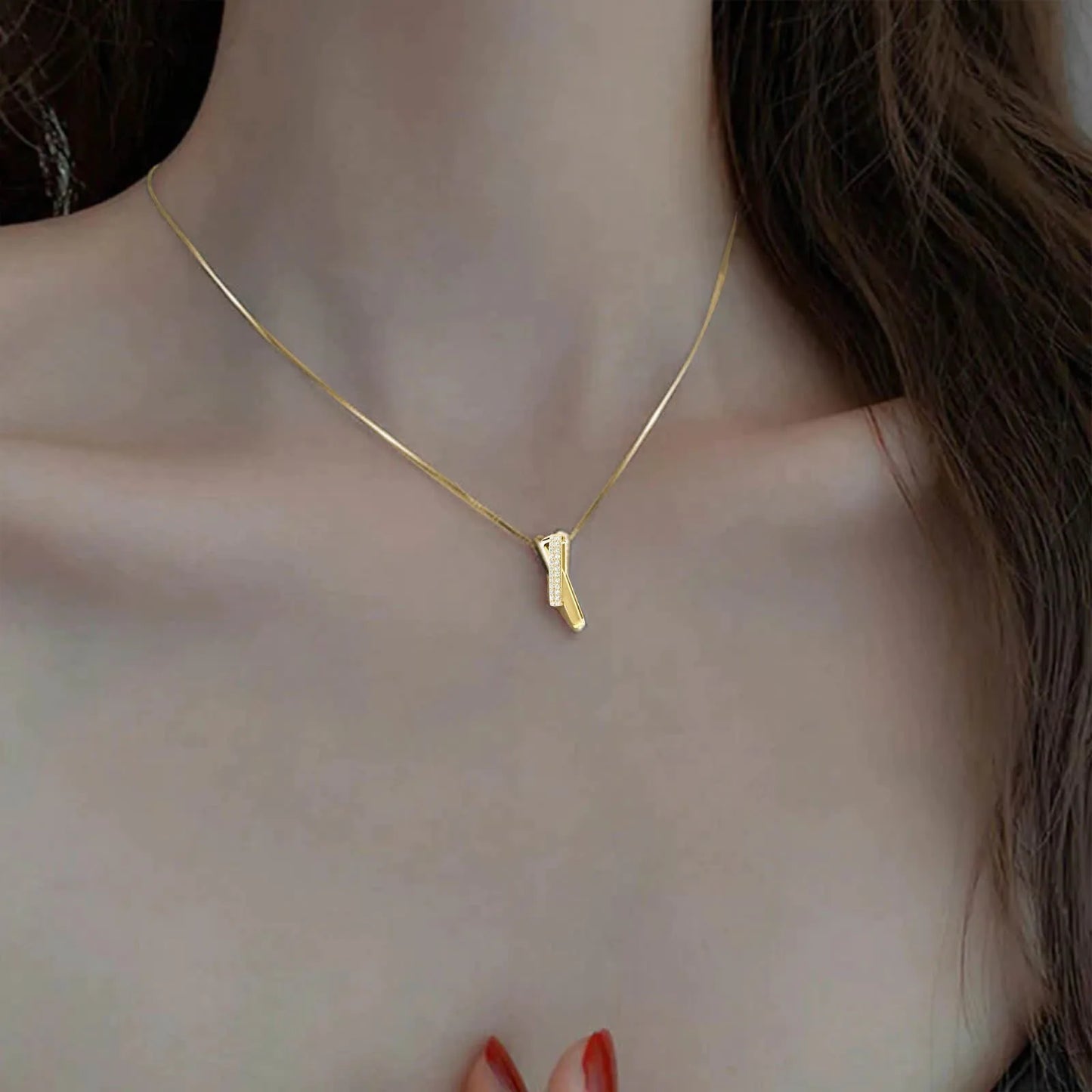 Elegant Summer Pearl Necklace Light Luxury Design for Women
