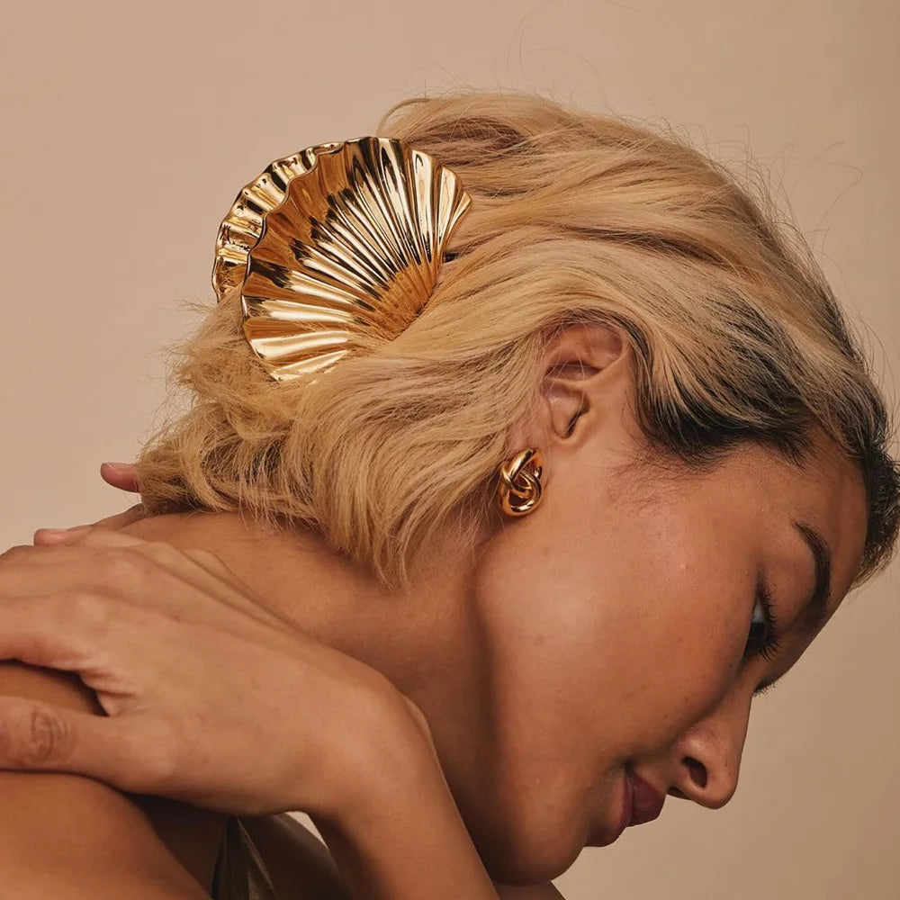 Trendy Metal Shell Shape Hair Claw Clips for Women Girls Fashion Accessories