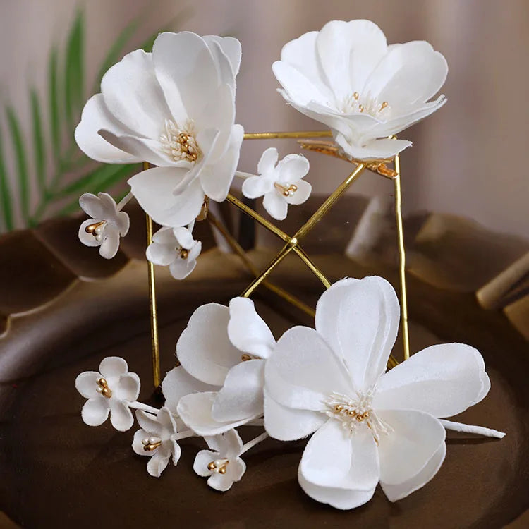 Romantic Handmade Flower Hairpins for Bridal Headdress and Wedding Hairwear