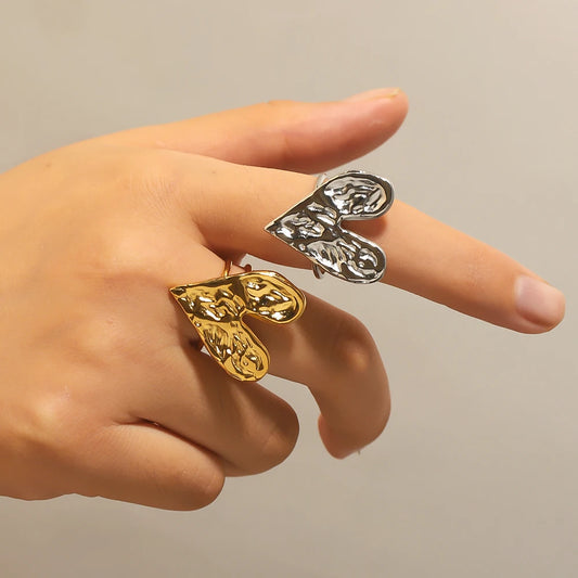 French Vintage Lava Texture Heart Ring 18K Gold Plated Stainless Steel Exaggerate Hammer Design for Women