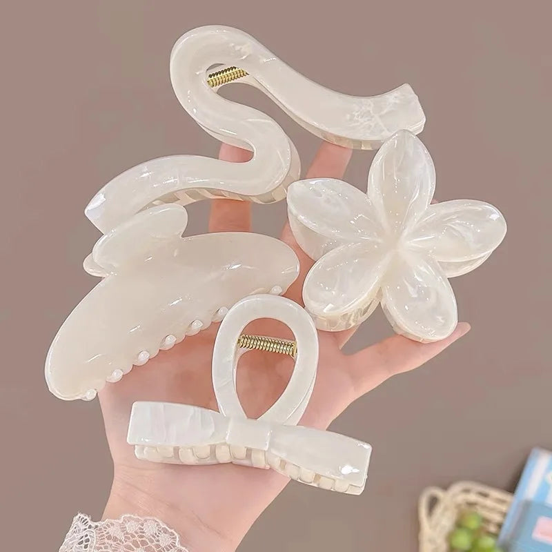 Korean Hawaiian Floral Hair Claw Clips for Women - Trendy Beach Hair Accessories