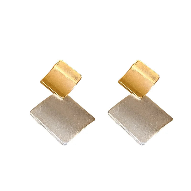2025 New Vintage Metal Drop Earrings for Women in Geometric Style Fashion Jewelry