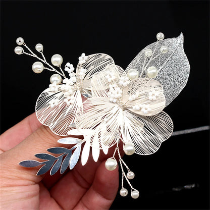 Elegant Alloy Flower Hair Combs for Bridal and Party Glamour