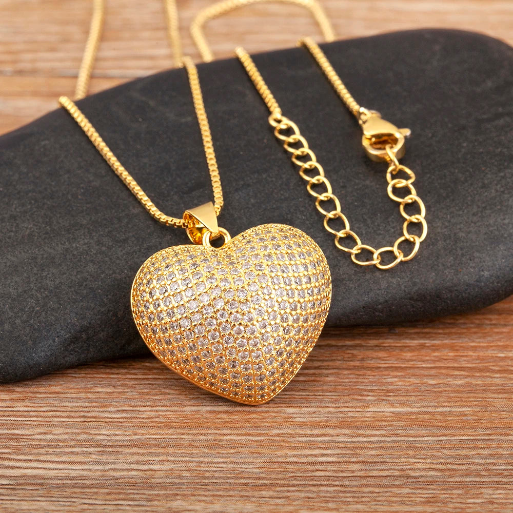 Retro Love Heart Pendant Necklace for Women and Men - Adjustable Valentine's Day Choker Jewelry Gift