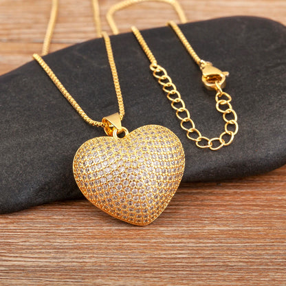 Retro Love Heart Pendant Necklace for Women and Men - Adjustable Valentine's Day Choker Jewelry Gift