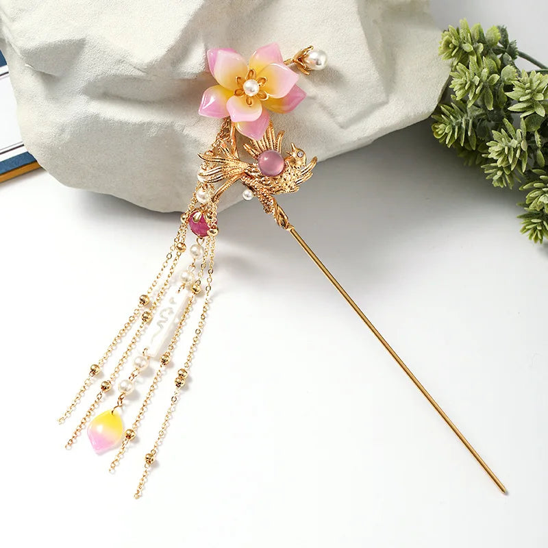 Vintage Chinese Flower Hairpin Elegant Hanfu Hair Stick for Women