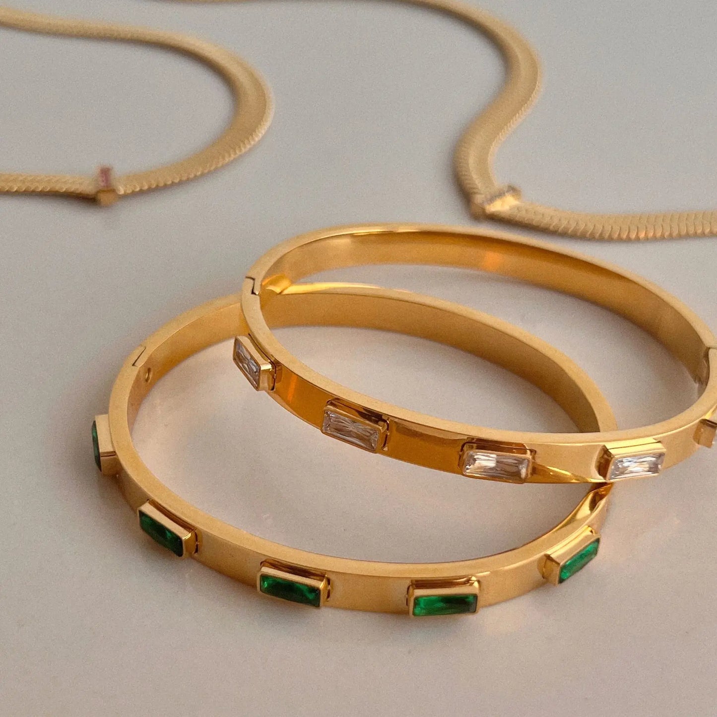 Elegant Green White Zircon Round Cuff Bangle Bracelets for Women