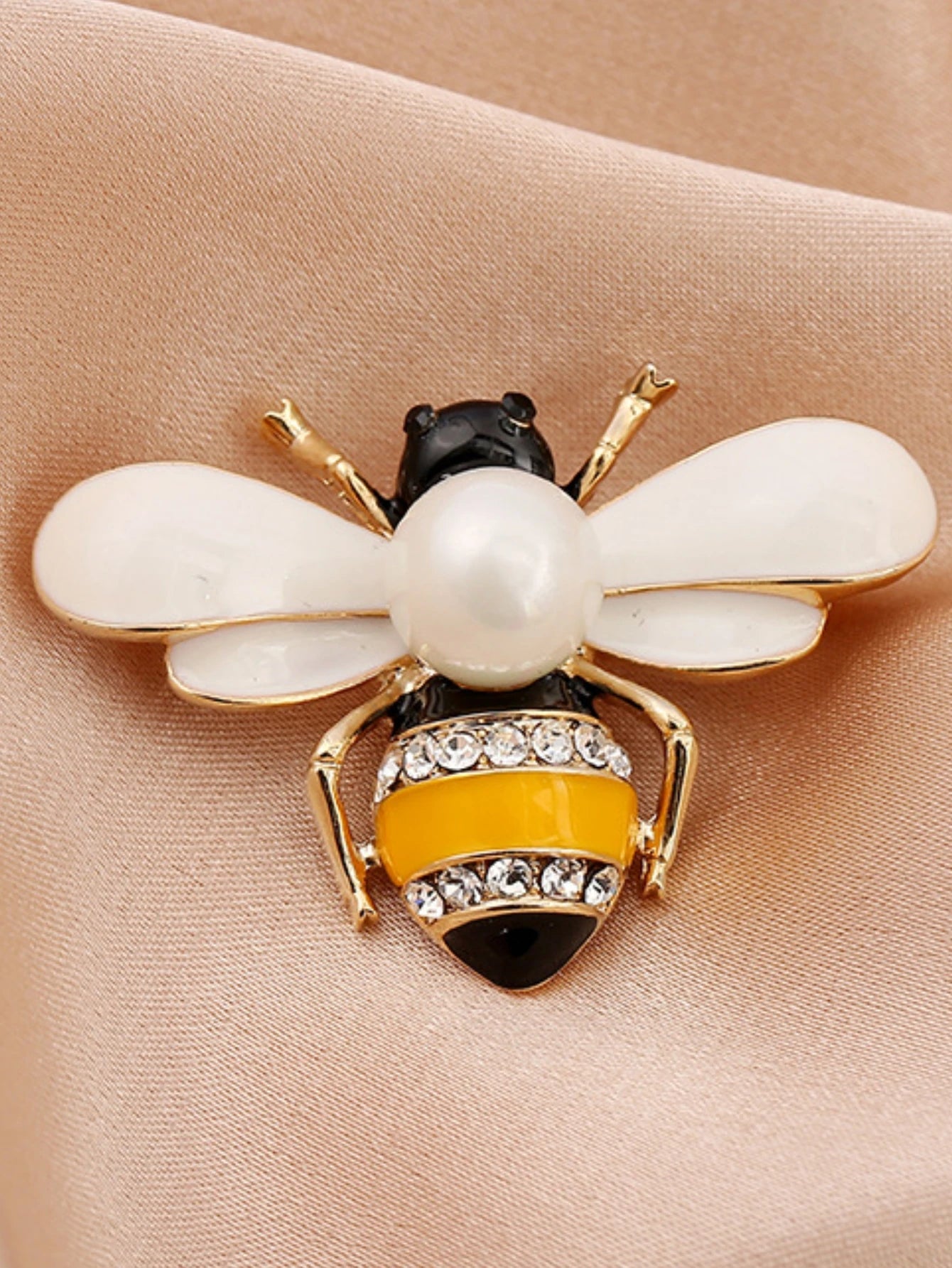 1PC Women's Fashion Trend Personalized Bee Brooch Pin Jewelry ZT9296-8
