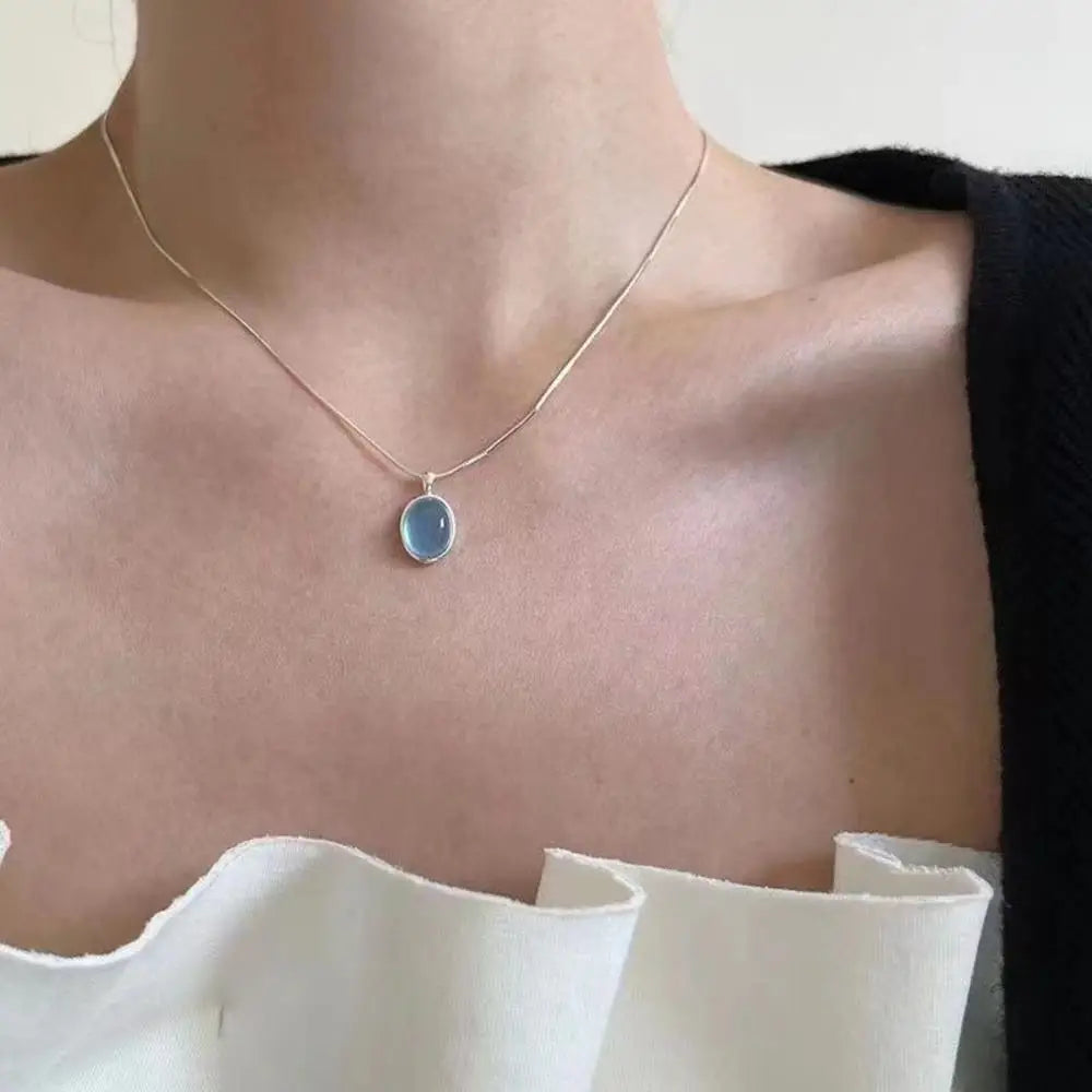 Elegant Silver Oval Aquamarine Pendant Necklace with Luxury Snake Chain for Women