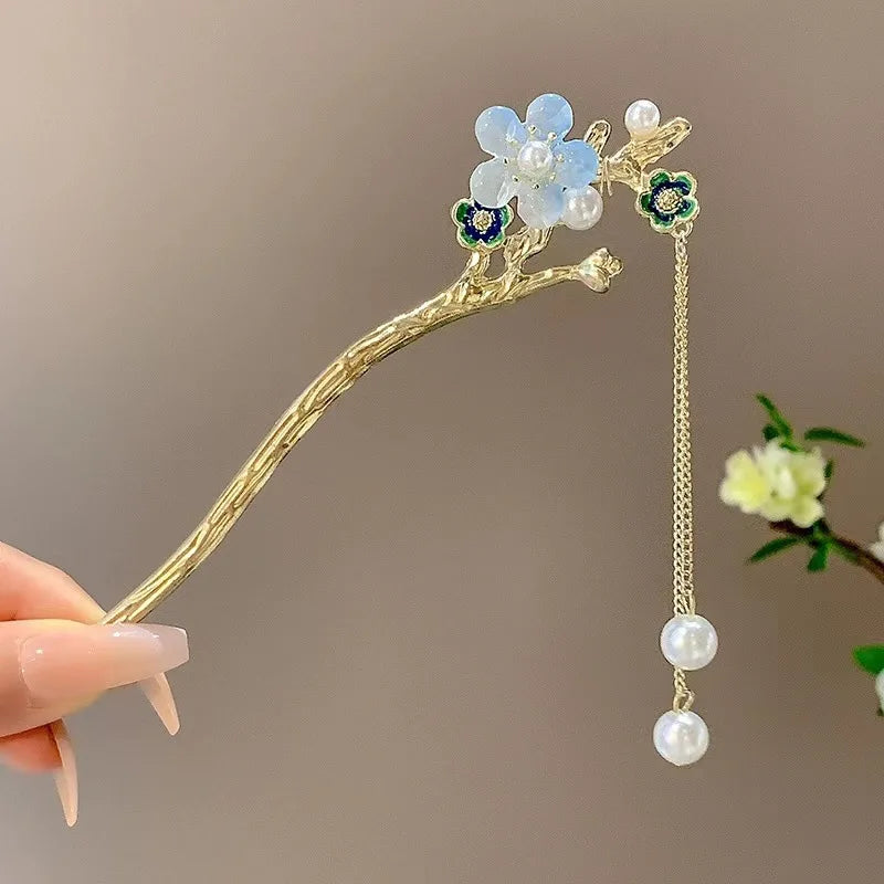Chinese Style Tassel Hair Clip for Women with Handmade Floral Design