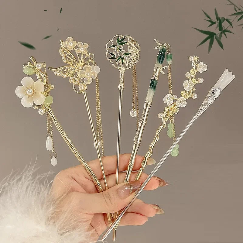 Chinese Style Tassel Hair Clip for Women with Handmade Floral Design