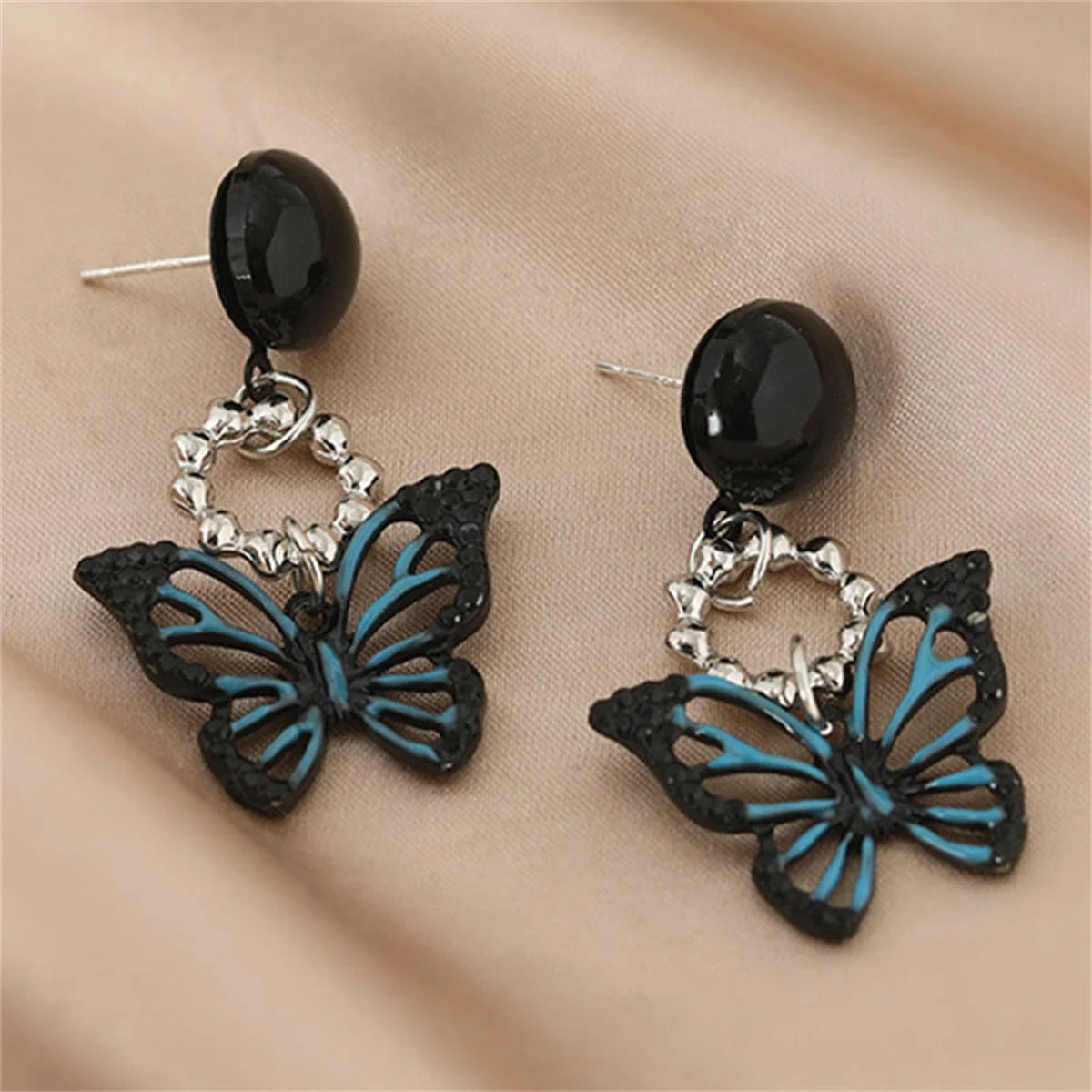 Vintage Gothic Black Flower Butterfly Earrings for Women - Exaggerated Geometric Heart Wing Party Jewelry