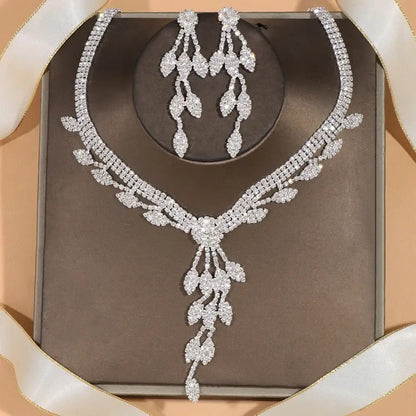 Geometric Rhinestone Bridal Jewelry Set with Zircon Necklace and Earrings T-3 Silver