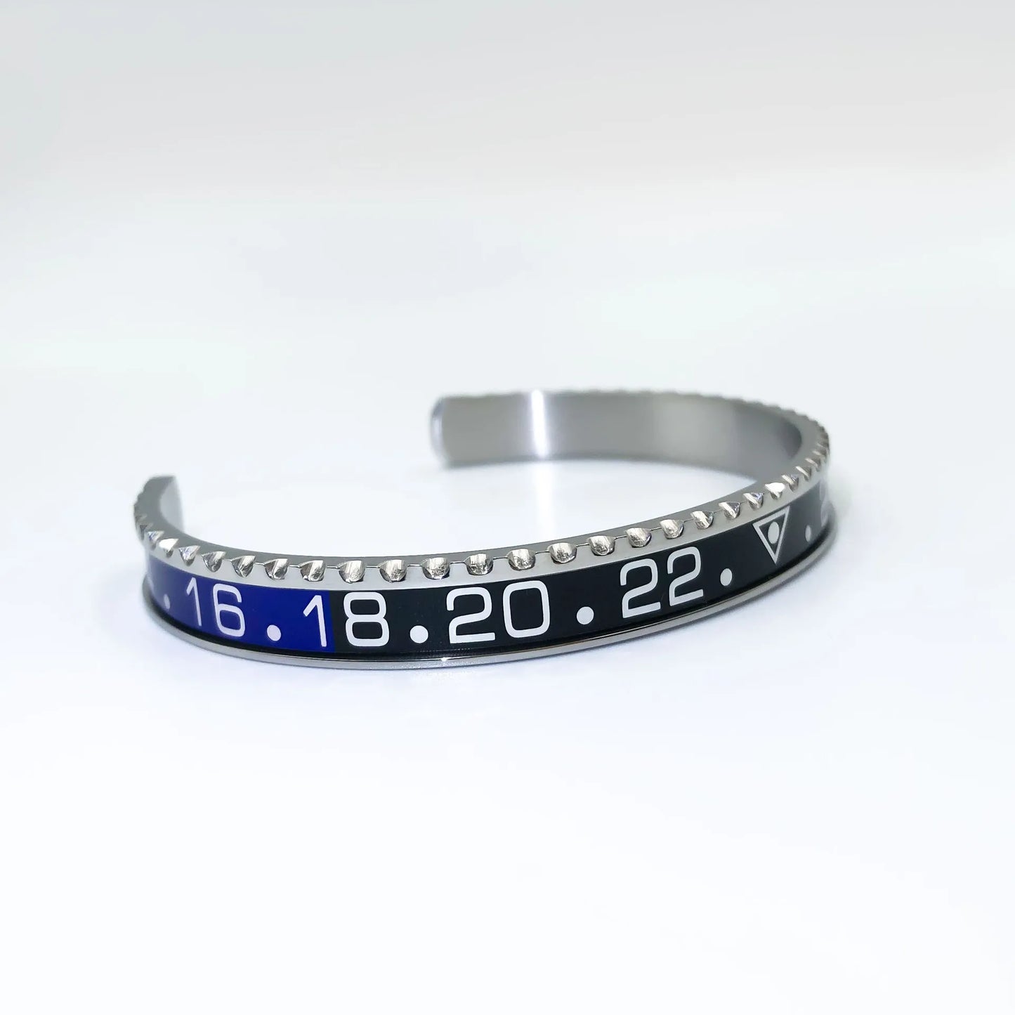 Stainless Steel Digital Display Unisex Water Ghost Bracelet
