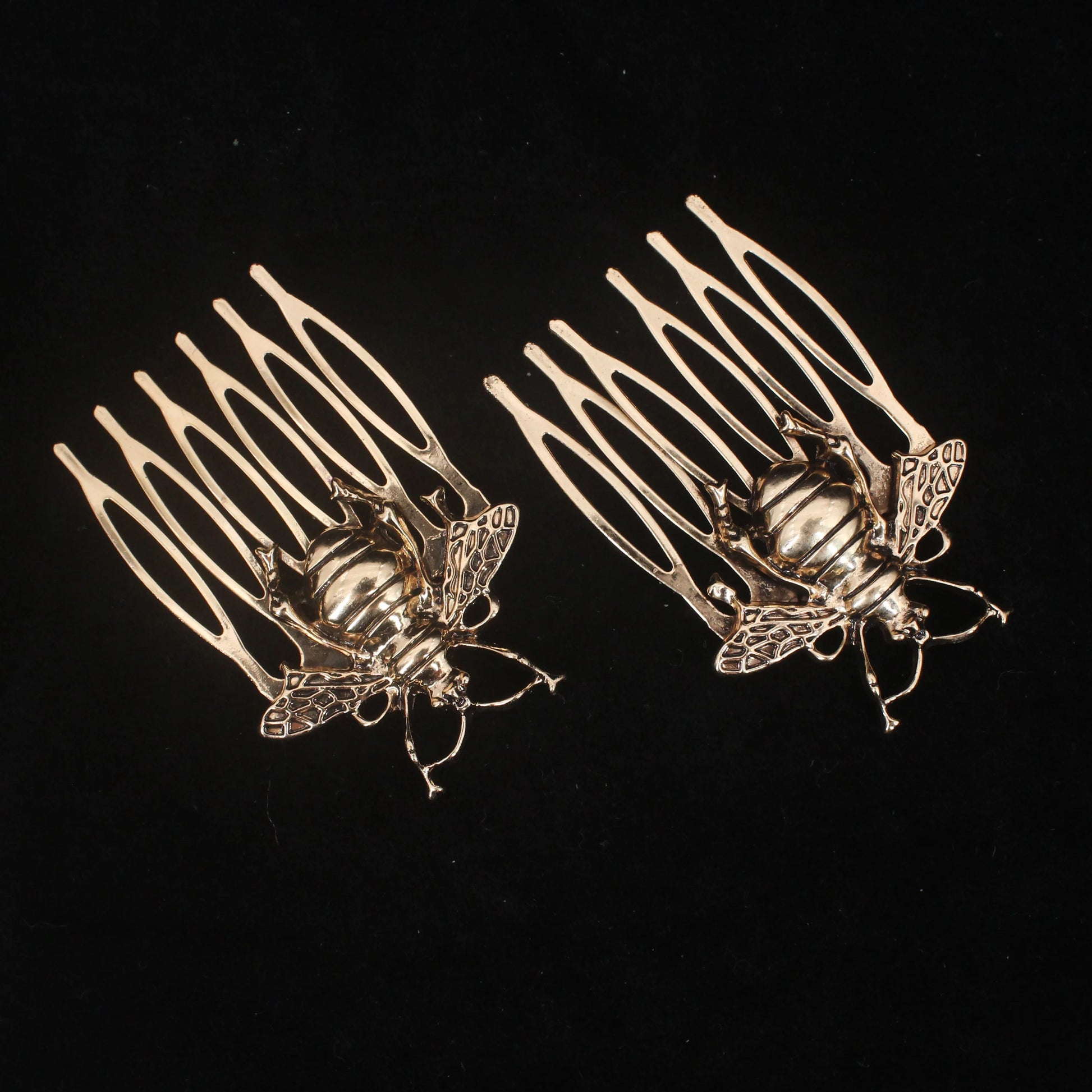 Elegant Essentials Metal Butterfly Hairpin - Stylish Hair Clips for Women