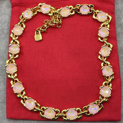 Elegant Spanish Luxury Necklace for Women - Lightweight Fashion Jewelry for Parties and Exquisite Gifts