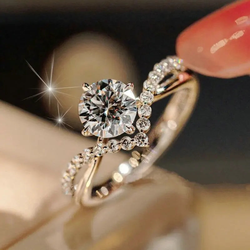 Elegant Luxury Women's Cubic Zirconia Wedding Band Ring