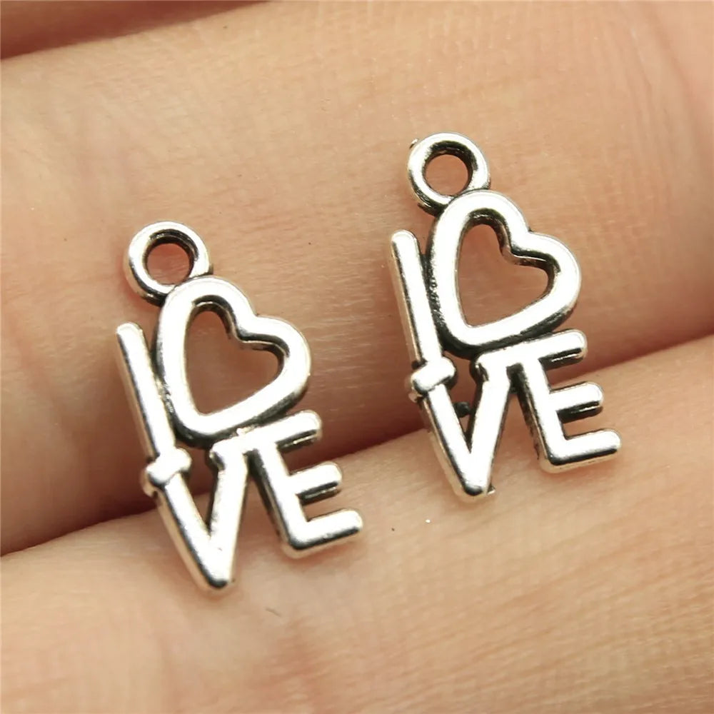 40pcs Antique Silver Love Heart Charms DIY Jewelry Set