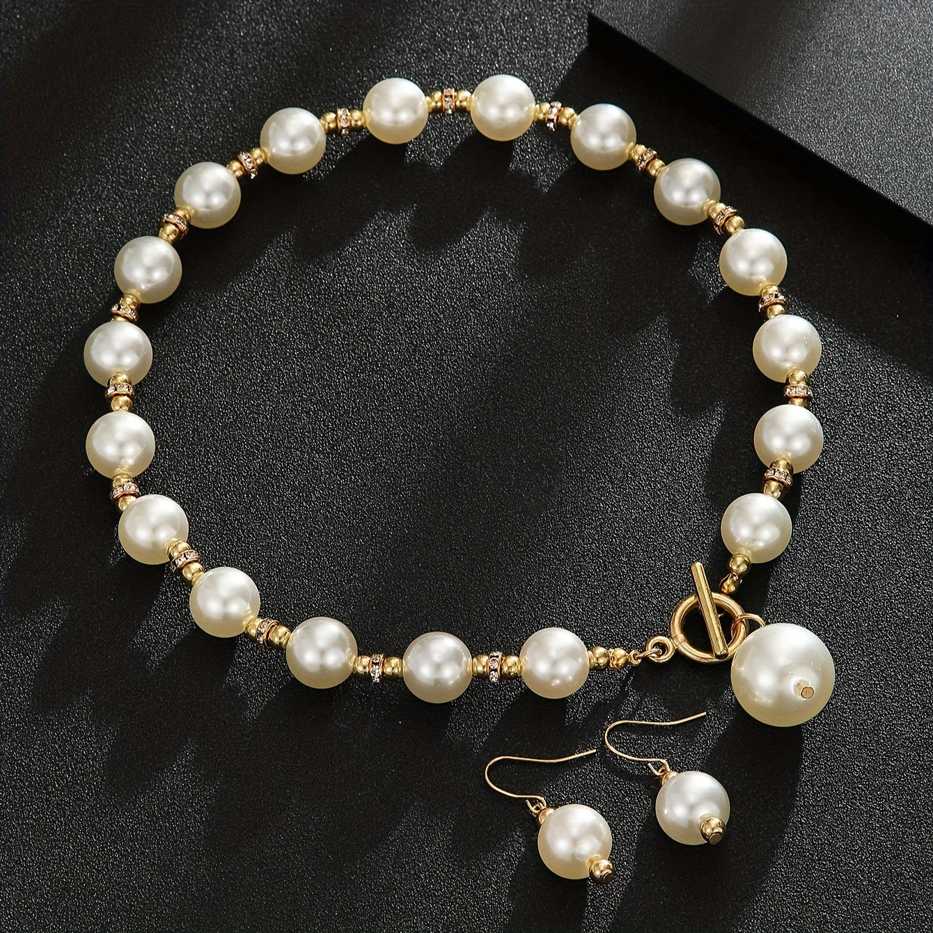 Elegant Faux Pearl Clavicle Necklace with Rhinestone Accents 14K Gold Plated All Match Jewelry for Women
